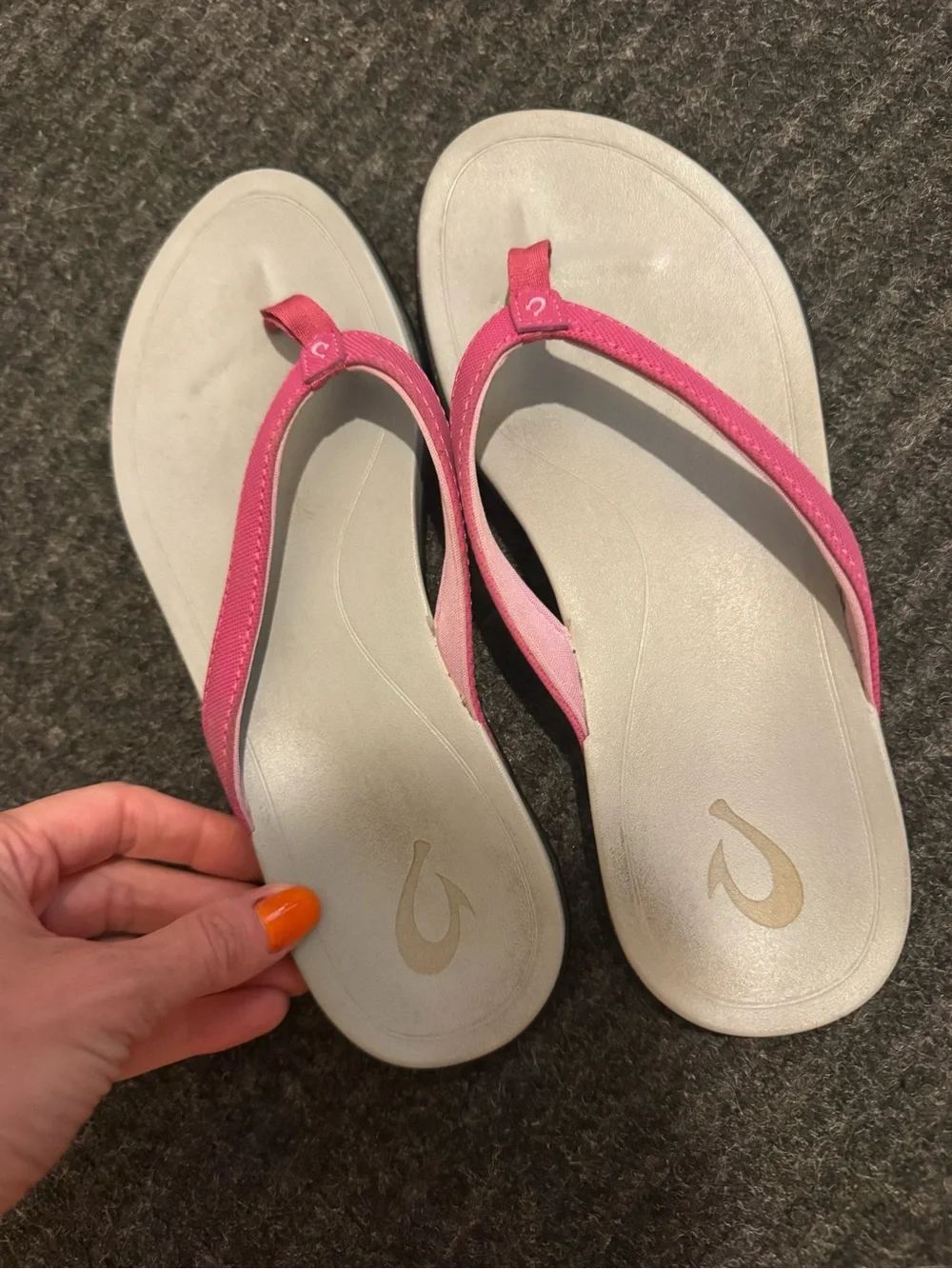 OluKai Women's Pink and Cream Flip Flop Sandals